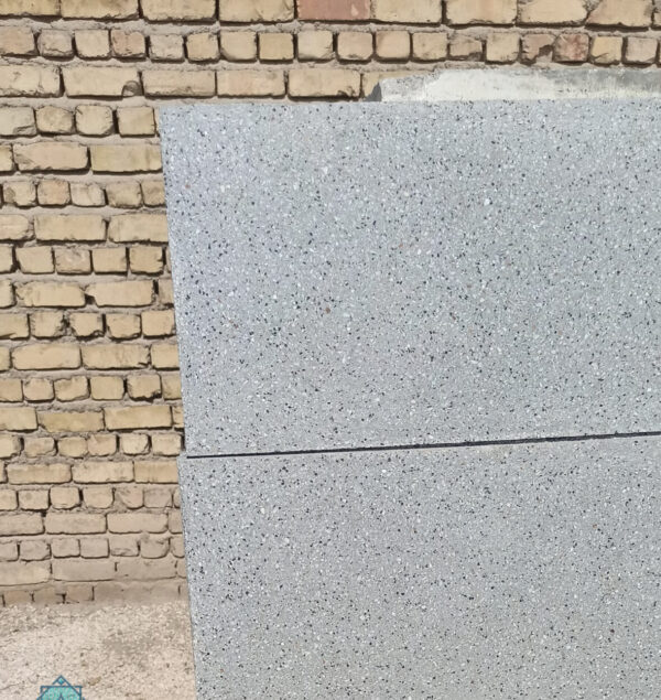 موزاییک گرانیت مشکی روی دسته و دیوار