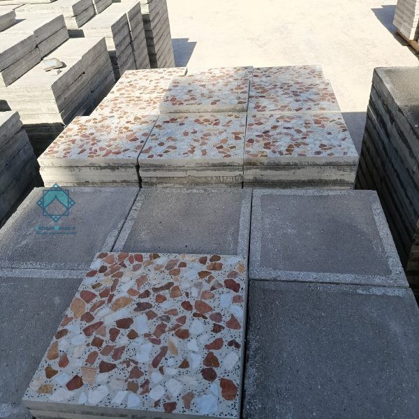 نمای نزدیک از چند پالت بارگیری شده الوان فرنگی نمره 5 در اصفهان موزاییک